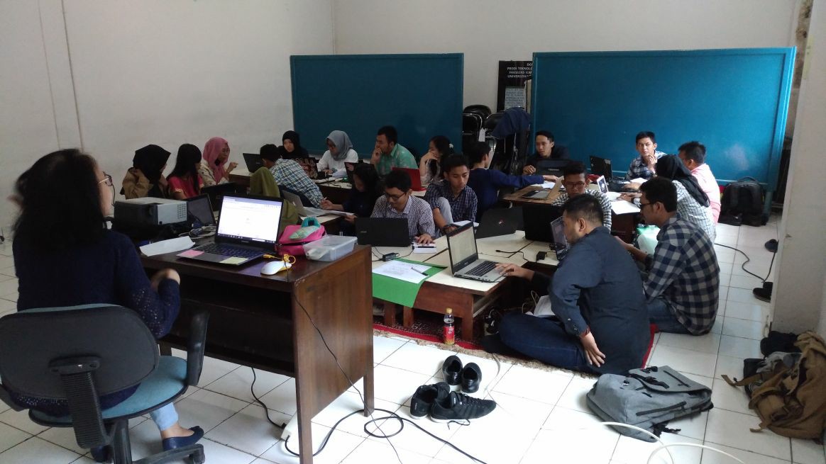 Workshop Penulisan Artikel Ilmiah bagi mahasiswa