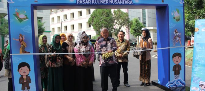 Program Studi Pendidikan Guru Sekolah Dasar (PGSD) Fakultas Ilmu Pendidikan Universitas Negeri Jakarta (UNJ) mengadakan rangkaian acara PGSD EXHIBITION SESSION 2