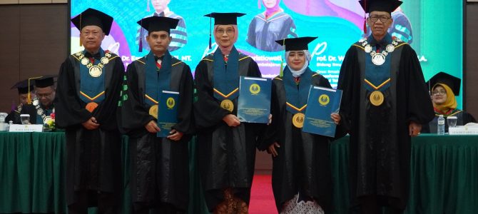 Pengukuhan Guru Besar Prof. Dr. Wahyu Sri Ambar Arum, MA