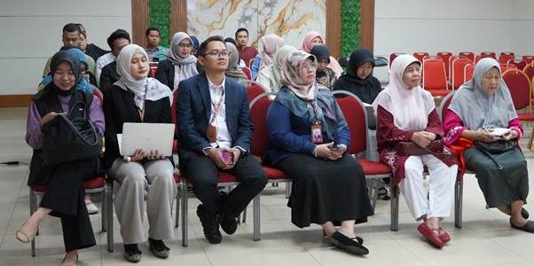 FIP UNJ Gelar Bedah Buku Entrepreneurial Marketing untuk Perkuat Jiwa Kewirausahaan Akademik Dosen